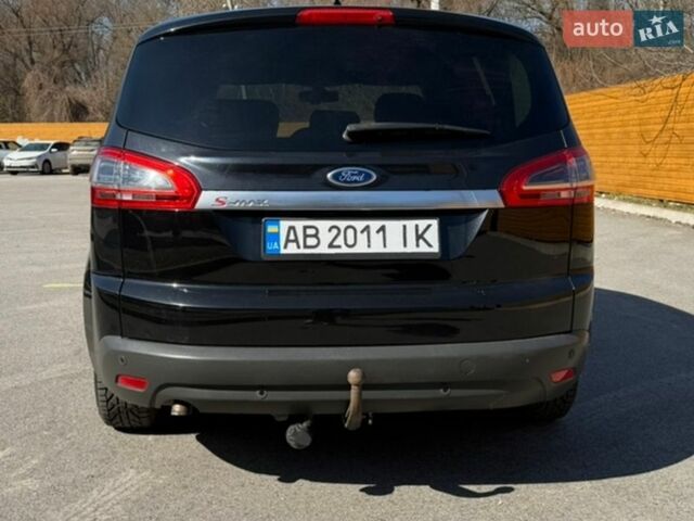 Черный Форд С-Макс, объемом двигателя 2 л и пробегом 332 тыс. км за 9000 $, фото 7 на Automoto.ua