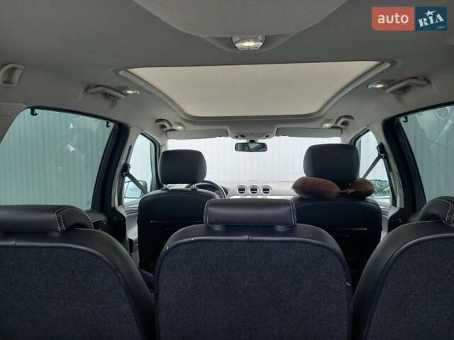 Чорний Форд С-Макс, об'ємом двигуна 2 л та пробігом 270 тис. км за 10200 $, фото 8 на Automoto.ua