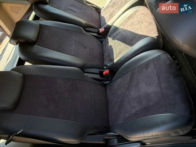 Черный Форд С-Макс, объемом двигателя 2 л и пробегом 332 тыс. км за 9000 $, фото 12 на Automoto.ua