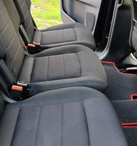 Черный Форд С-Макс, объемом двигателя 1.6 л и пробегом 255 тыс. км за 9900 $, фото 28 на Automoto.ua