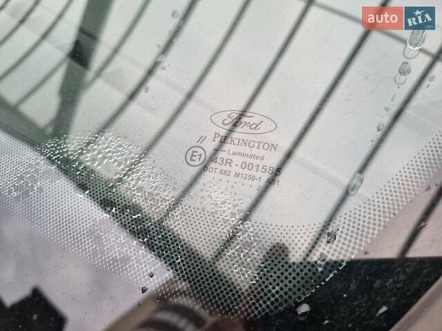 Форд С-Макс 2012 в Ровно на Automoto.ua Черный Форд С-Макс, объемом двигателя 2 л и пробегом 206 тыс. км за 9999 $, фото 3 на Automoto.ua