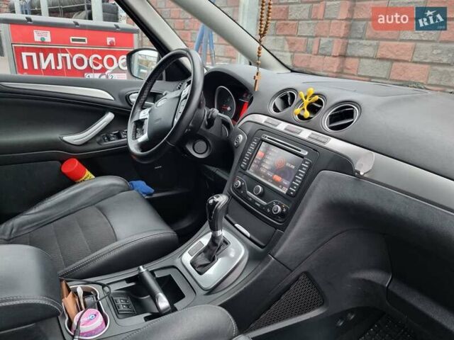 Форд С-Макс 2012 в Ровно на Automoto.ua Черный Форд С-Макс, объемом двигателя 2 л и пробегом 206 тыс. км за 9999 $, фото 11 на Automoto.ua