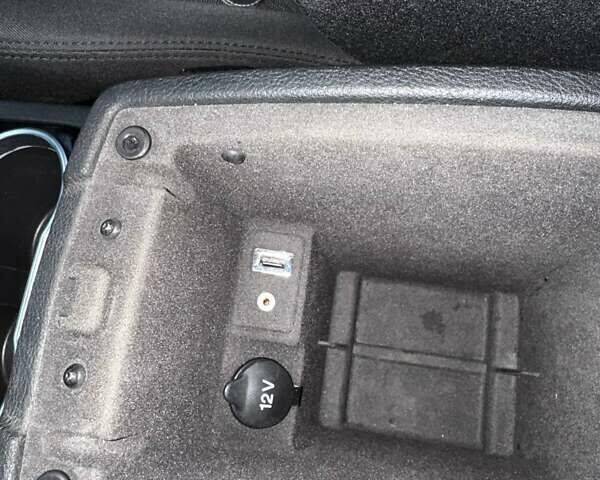 Чорний Форд С-Макс, об'ємом двигуна 2 л та пробігом 214 тис. км за 9700 $, фото 56 на Automoto.ua