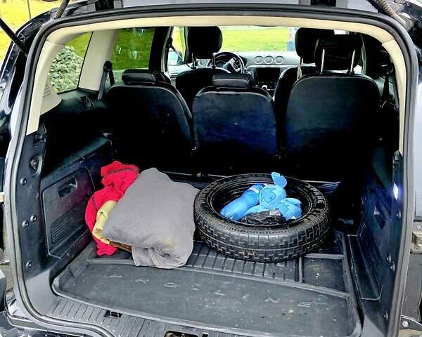 Черный Форд С-Макс, объемом двигателя 2 л и пробегом 212 тыс. км за 7500 $, фото 9 на Automoto.ua