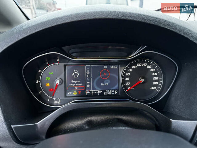 Черный Форд С-Макс, объемом двигателя 2 л и пробегом 214 тыс. км за 8999 $, фото 52 на Automoto.ua