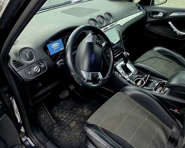 Черный Форд С-Макс, объемом двигателя 2 л и пробегом 212 тыс. км за 7500 $, фото 7 на Automoto.ua