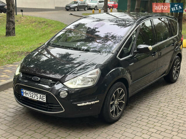 Черный Форд С-Макс, объемом двигателя 2 л и пробегом 256 тыс. км за 9600 $, фото 4 на Automoto.ua