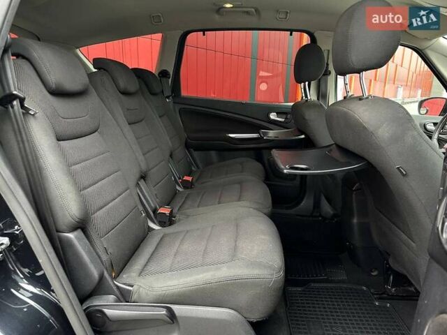 Черный Форд С-Макс, объемом двигателя 2 л и пробегом 299 тыс. км за 9990 $, фото 9 на Automoto.ua