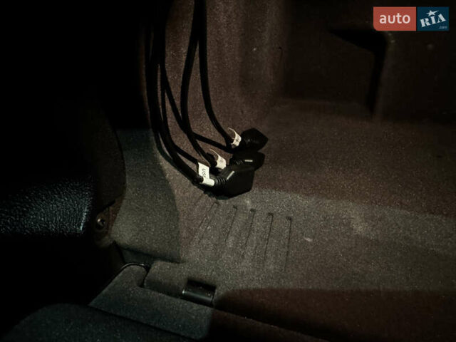 Черный Форд С-Макс, объемом двигателя 2 л и пробегом 214 тыс. км за 8999 $, фото 11 на Automoto.ua