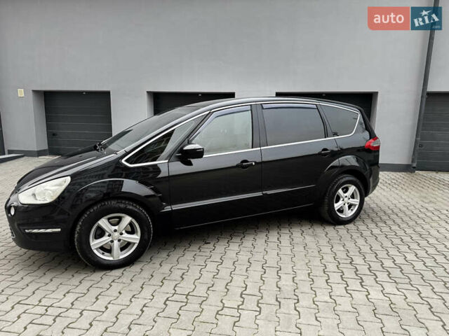 Черный Форд С-Макс, объемом двигателя 2 л и пробегом 214 тыс. км за 8999 $, фото 1 на Automoto.ua
