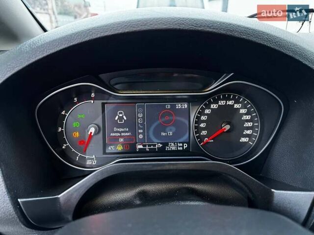 Чорний Форд С-Макс, об'ємом двигуна 2 л та пробігом 214 тис. км за 9700 $, фото 60 на Automoto.ua