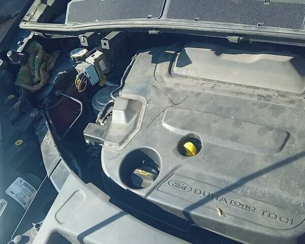 Чорний Форд С-Макс, об'ємом двигуна 2 л та пробігом 270 тис. км за 9399 $, фото 13 на Automoto.ua