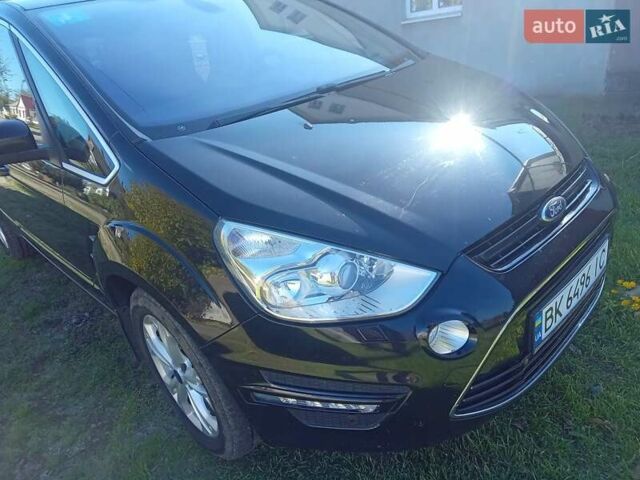 Чорний Форд С-Макс, об'ємом двигуна 2 л та пробігом 270 тис. км за 9399 $, фото 2 на Automoto.ua