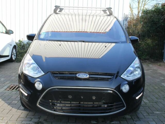 Черный Форд С-Макс, объемом двигателя 2 л и пробегом 82 тыс. км за 7600 $, фото 1 на Automoto.ua