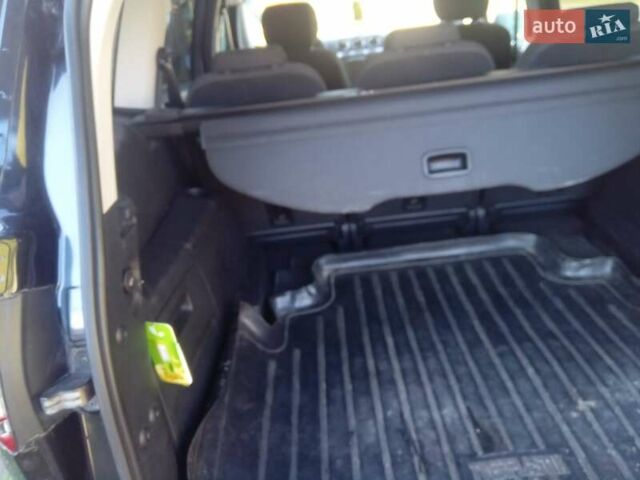 Чорний Форд С-Макс, об'ємом двигуна 2 л та пробігом 270 тис. км за 9399 $, фото 28 на Automoto.ua