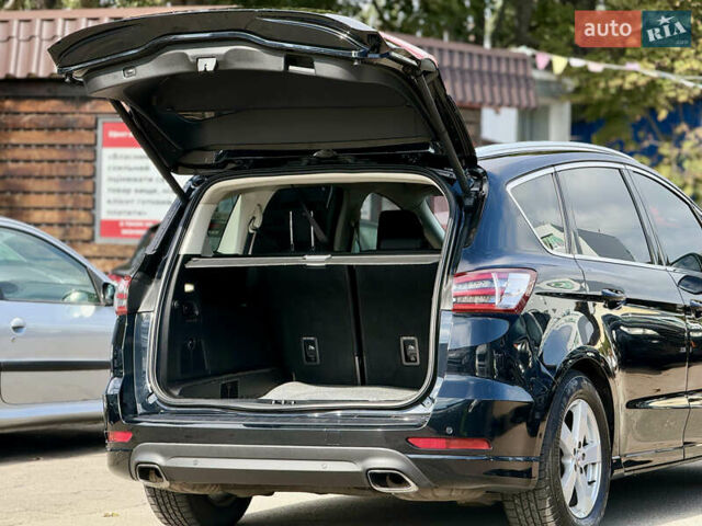 Черный Форд С-Макс, объемом двигателя 2 л и пробегом 210 тыс. км за 12900 $, фото 9 на Automoto.ua