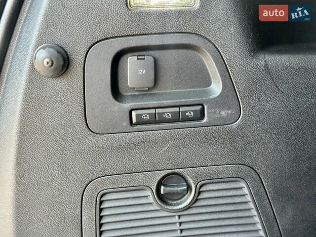 Черный Форд С-Макс, объемом двигателя 2 л и пробегом 210 тыс. км за 12900 $, фото 27 на Automoto.ua