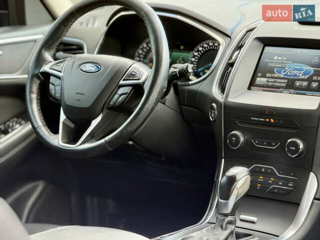 Черный Форд С-Макс, объемом двигателя 2 л и пробегом 210 тыс. км за 12900 $, фото 18 на Automoto.ua