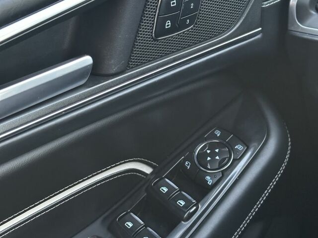 Чорний Форд С-Макс, об'ємом двигуна 2 л та пробігом 187 тис. км за 19999 $, фото 18 на Automoto.ua