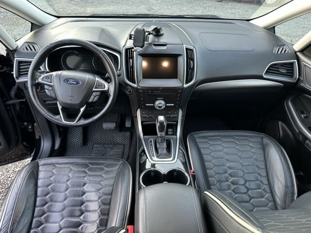 Чорний Форд С-Макс, об'ємом двигуна 2 л та пробігом 187 тис. км за 19999 $, фото 13 на Automoto.ua