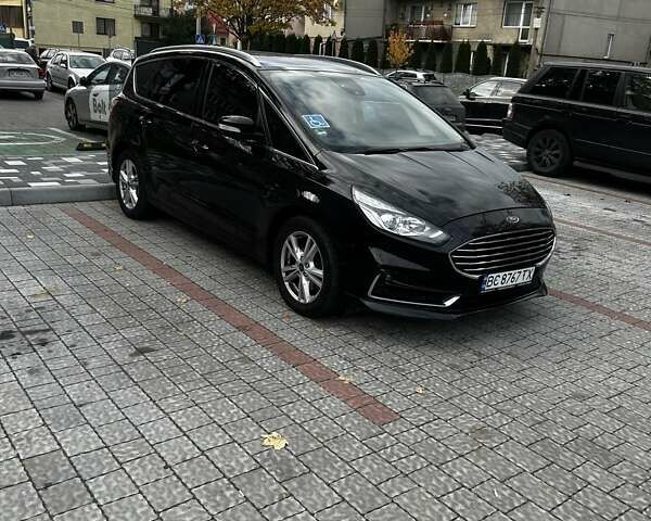 Черный Форд С-Макс, объемом двигателя 2 л и пробегом 242 тыс. км за 18800 $, фото 1 на Automoto.ua