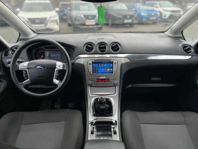 Чорний Форд С-Макс, об'ємом двигуна 2 л та пробігом 184 тис. км за 8500 $, фото 9 на Automoto.ua