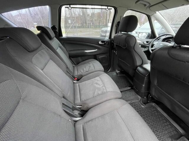 Чорний Форд С-Макс, об'ємом двигуна 2 л та пробігом 184 тис. км за 8500 $, фото 21 на Automoto.ua