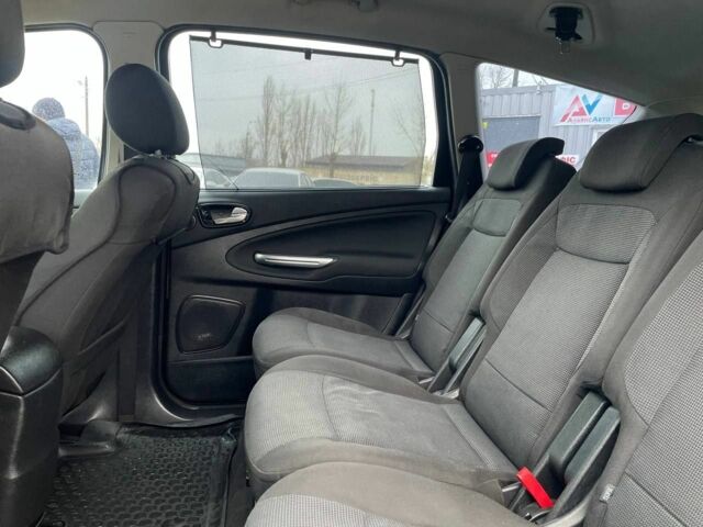 Чорний Форд С-Макс, об'ємом двигуна 2 л та пробігом 184 тис. км за 8500 $, фото 20 на Automoto.ua