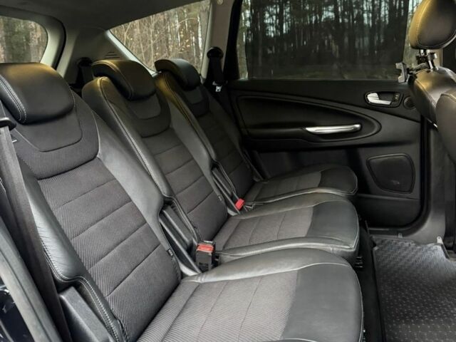 Черный Форд С-Макс, объемом двигателя 2 л и пробегом 229 тыс. км за 2650 $, фото 6 на Automoto.ua