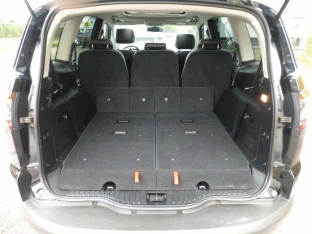 Черный Форд С-Макс, объемом двигателя 2 л и пробегом 77 тыс. км за 7000 $, фото 5 на Automoto.ua