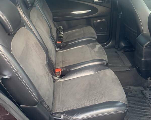 Фиолетовый Форд С-Макс, объемом двигателя 2 л и пробегом 240 тыс. км за 8300 $, фото 5 на Automoto.ua