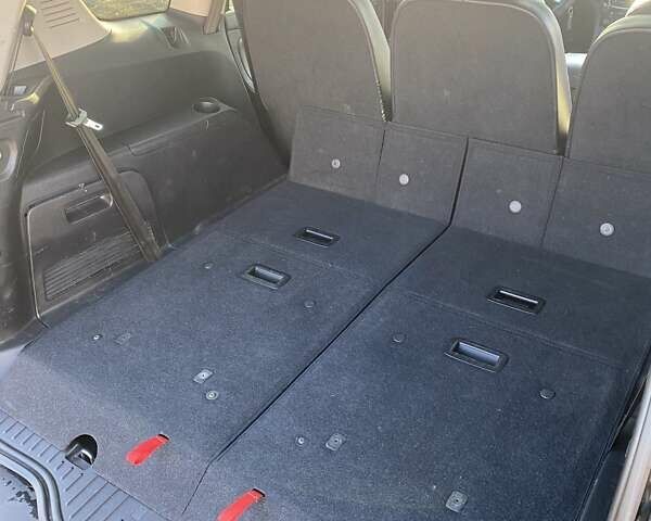 Коричневый Форд С-Макс, объемом двигателя 2 л и пробегом 300 тыс. км за 6500 $, фото 2 на Automoto.ua