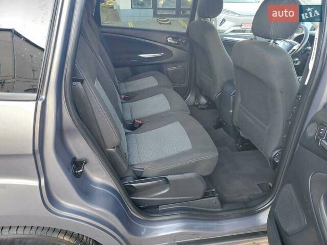 Коричневый Форд С-Макс, объемом двигателя 1.6 л и пробегом 271 тыс. км за 9200 $, фото 21 на Automoto.ua