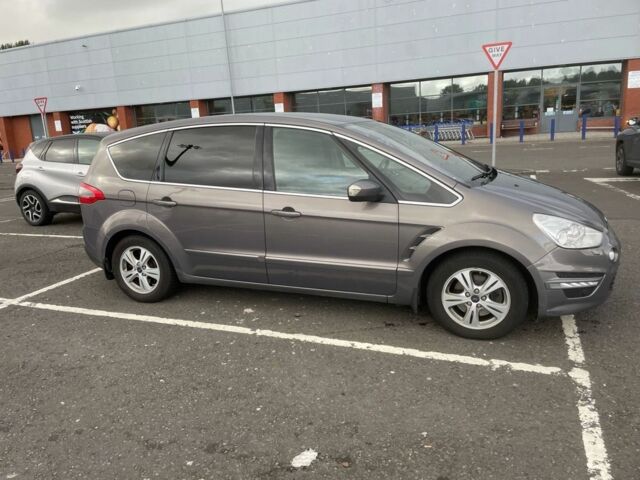 Коричневый Форд С-Макс, объемом двигателя 2 л и пробегом 337 тыс. км за 8000 $, фото 1 на Automoto.ua