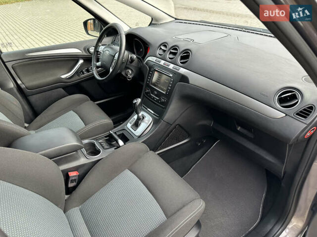 Коричневый Форд С-Макс, объемом двигателя 2 л и пробегом 291 тыс. км за 9199 $, фото 19 на Automoto.ua