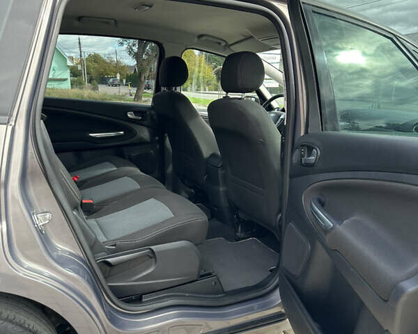 Коричневый Форд С-Макс, объемом двигателя 2 л и пробегом 291 тыс. км за 9199 $, фото 20 на Automoto.ua