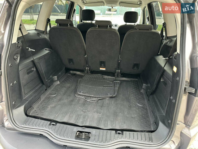 Коричневий Форд С-Макс, об'ємом двигуна 2 л та пробігом 291 тис. км за 8999 $, фото 32 на Automoto.ua