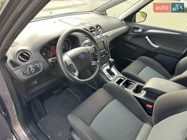 Коричневий Форд С-Макс, об'ємом двигуна 2 л та пробігом 291 тис. км за 8999 $, фото 3 на Automoto.ua