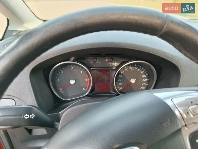 Красный Форд С-Макс, объемом двигателя 2 л и пробегом 229 тыс. км за 5700 $, фото 8 на Automoto.ua