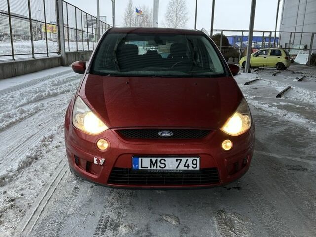 Червоний Форд С-Макс, об'ємом двигуна 2 л та пробігом 270 тис. км за 3500 $, фото 1 на Automoto.ua