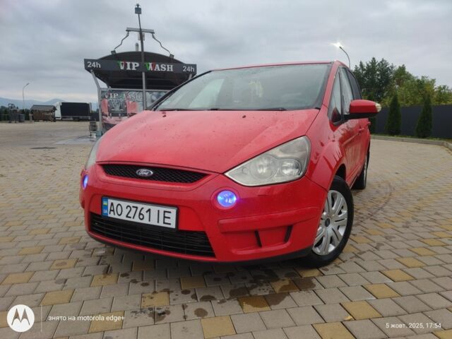 Красный Форд С-Макс, объемом двигателя 2 л и пробегом 300 тыс. км за 6200 $, фото 7 на Automoto.ua