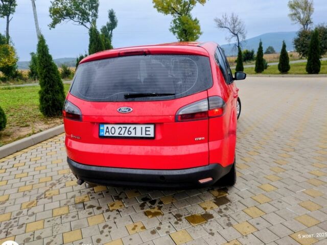 Красный Форд С-Макс, объемом двигателя 2 л и пробегом 300 тыс. км за 6200 $, фото 4 на Automoto.ua
