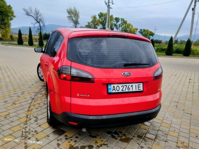 Красный Форд С-Макс, объемом двигателя 2 л и пробегом 300 тыс. км за 6200 $, фото 5 на Automoto.ua