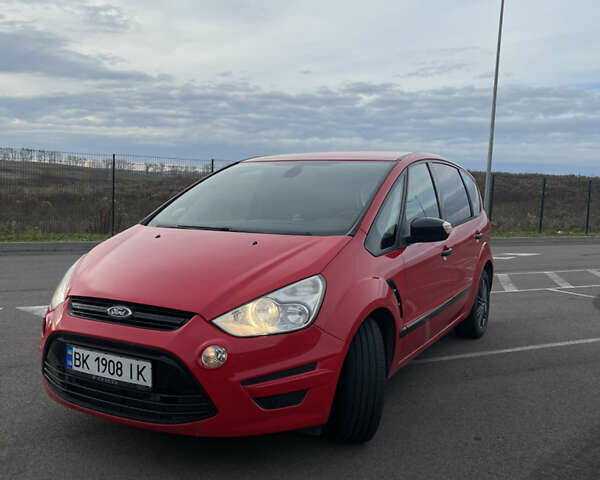 Червоний Форд С-Макс, об'ємом двигуна 2 л та пробігом 270 тис. км за 9200 $, фото 2 на Automoto.ua