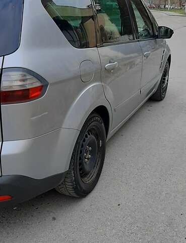 Форд С-Макс, объемом двигателя 2 л и пробегом 235 тыс. км за 6500 $, фото 12 на Automoto.ua