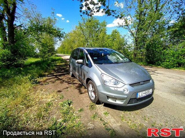 Форд С-Макс, об'ємом двигуна 2 л та пробігом 316 тис. км за 4750 $, фото 3 на Automoto.ua