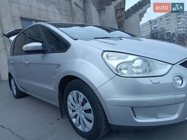 Форд С-Макс, об'ємом двигуна 2 л та пробігом 256 тис. км за 8000 $, фото 4 на Automoto.ua