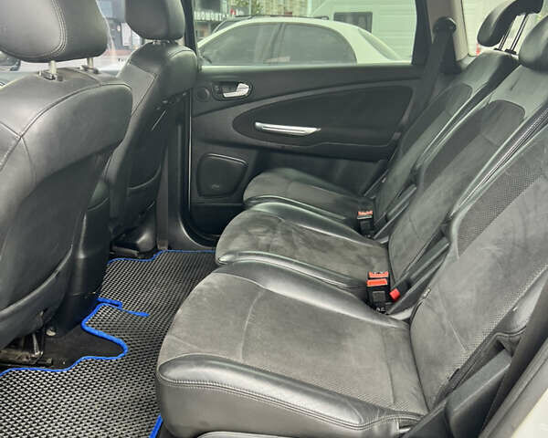 Форд С-Макс, об'ємом двигуна 2 л та пробігом 364 тис. км за 9000 $, фото 8 на Automoto.ua