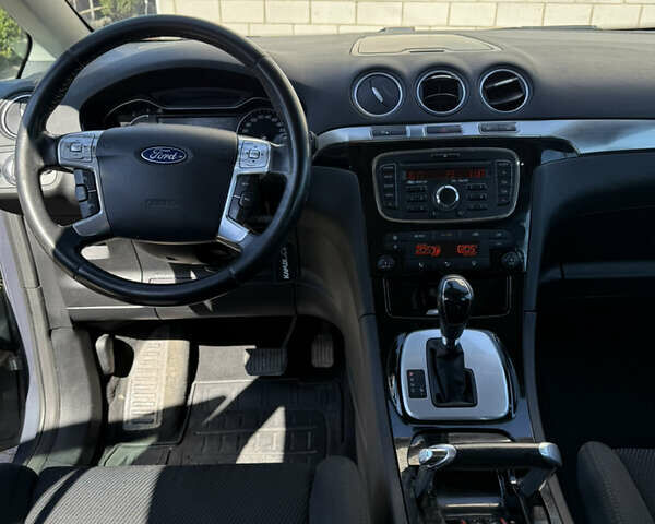 Форд С-Макс, объемом двигателя 2 л и пробегом 285 тыс. км за 7750 $, фото 11 на Automoto.ua