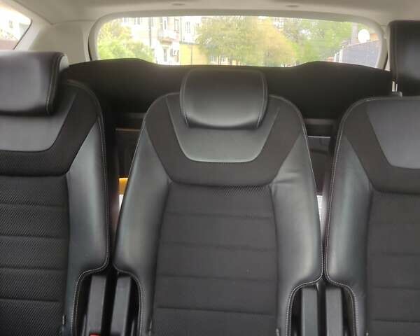 Форд С-Макс, объемом двигателя 2 л и пробегом 196 тыс. км за 8900 $, фото 27 на Automoto.ua